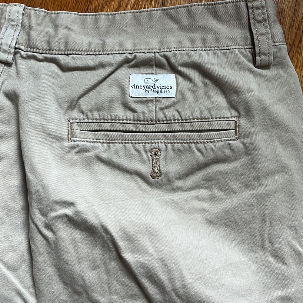 Mens Vineyard Vines Khakis - Picture 3 of 3